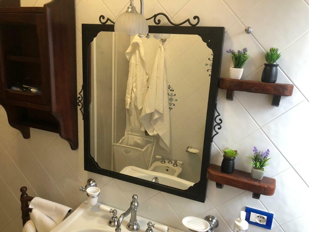 Chloe'S Apartment أتشيريالي المظهر الخارجي الصورة