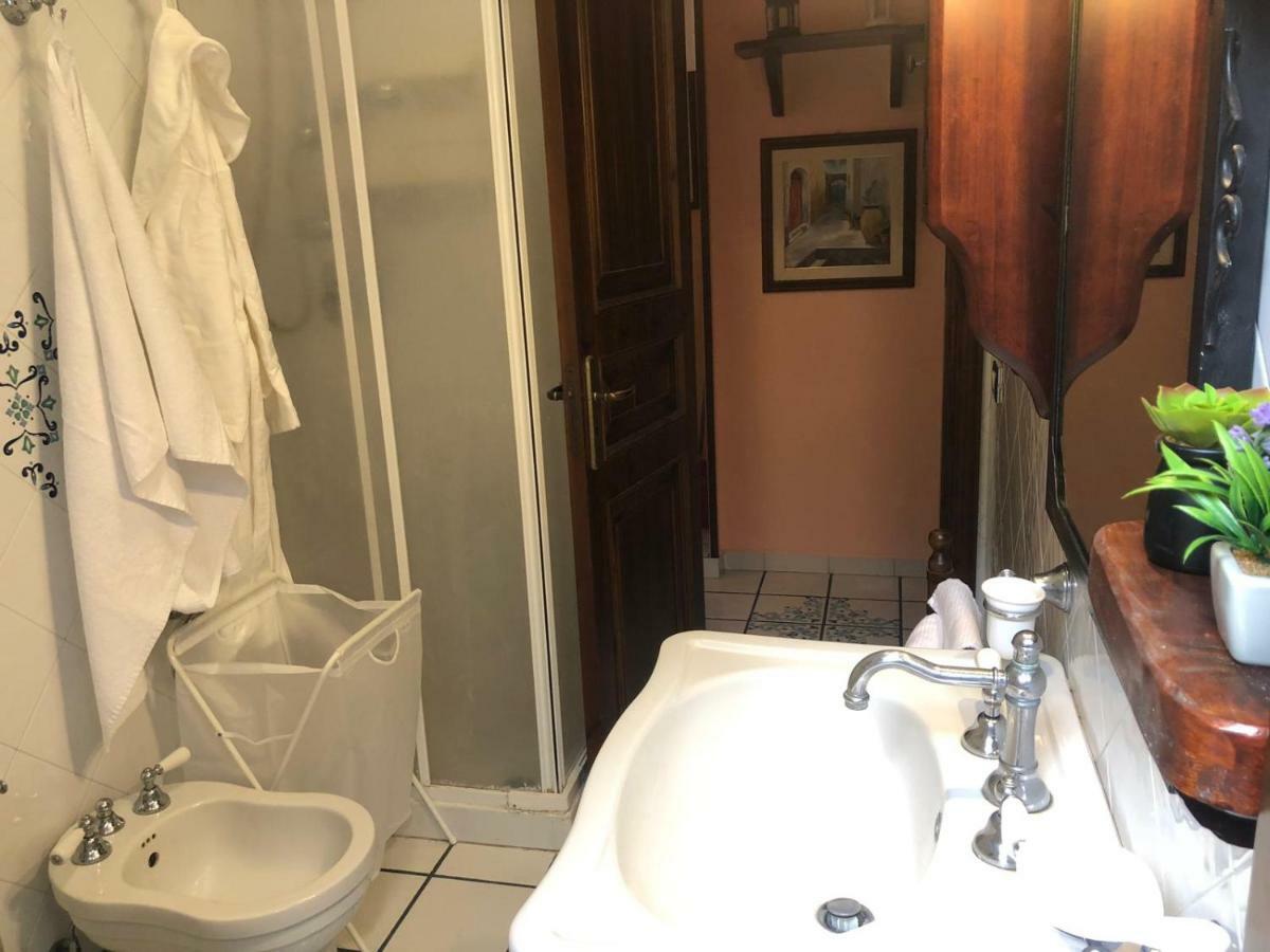 Chloe'S Apartment أتشيريالي المظهر الخارجي الصورة