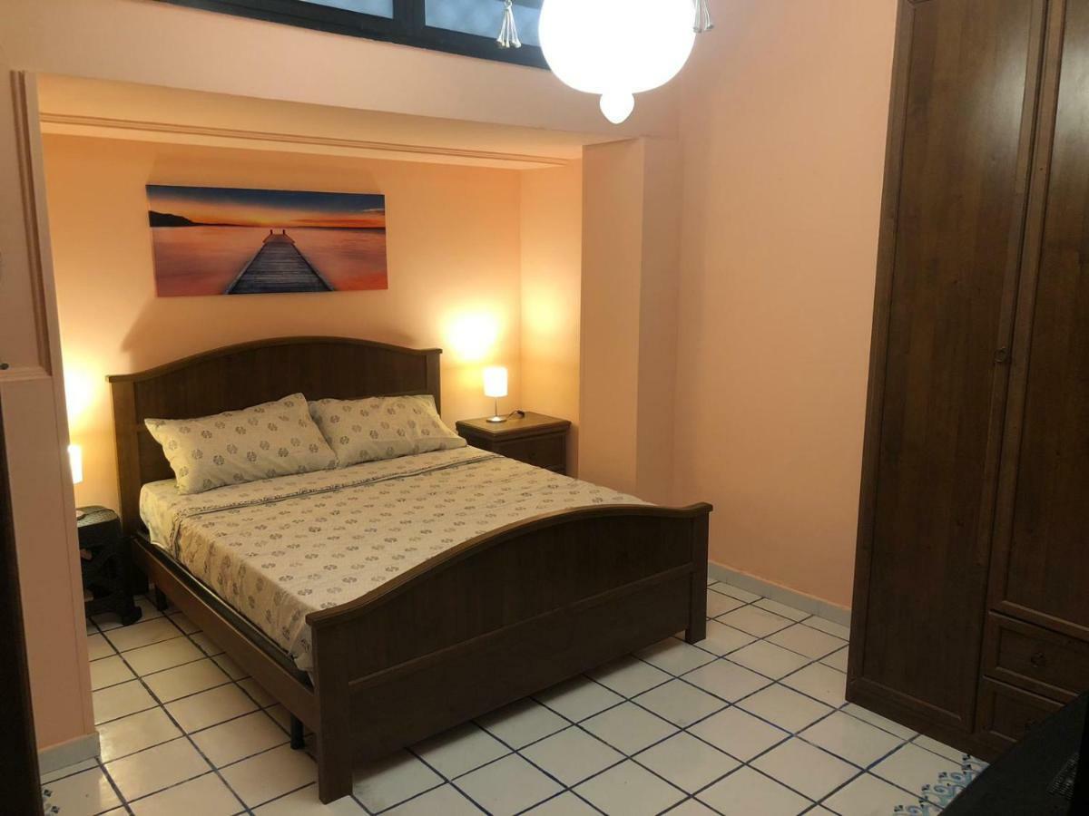 Chloe'S Apartment أتشيريالي المظهر الخارجي الصورة